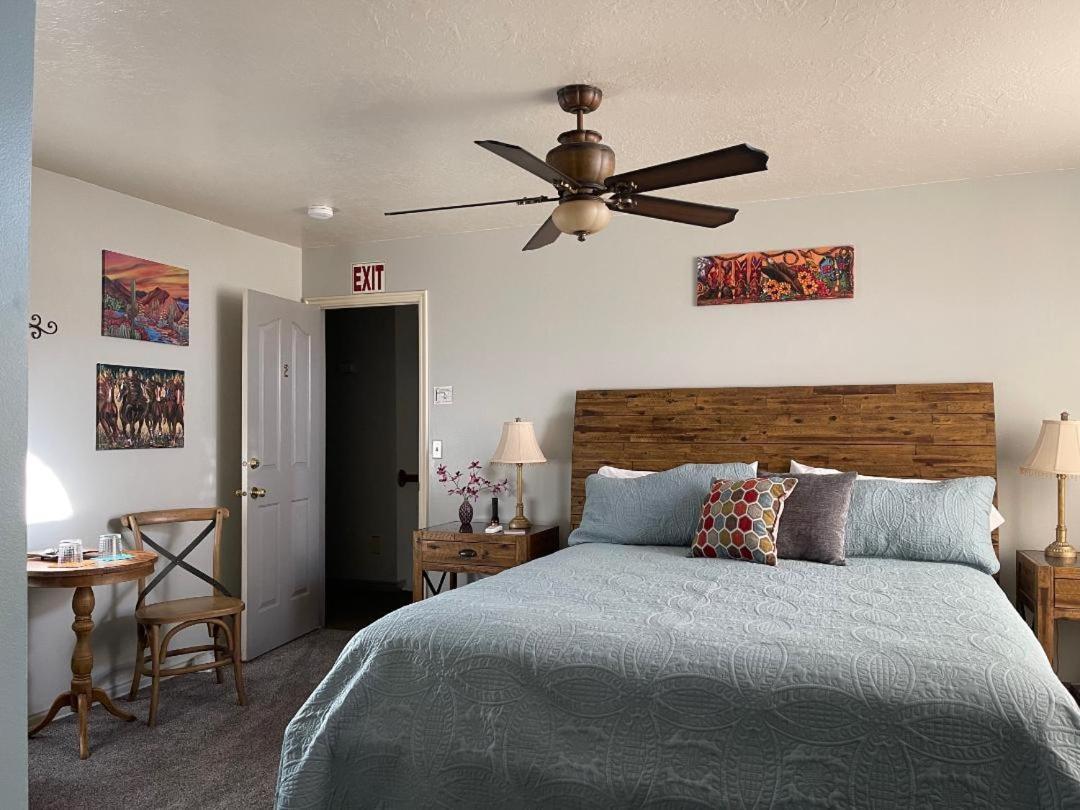 Harvest House Bed And Breakfast Springdale Bagian luar foto